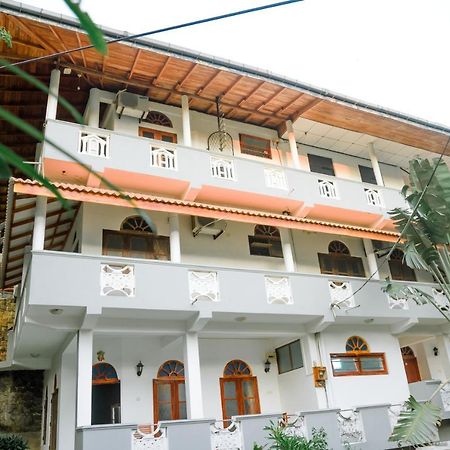 Hotel Rock House Unawatuna Exterior foto