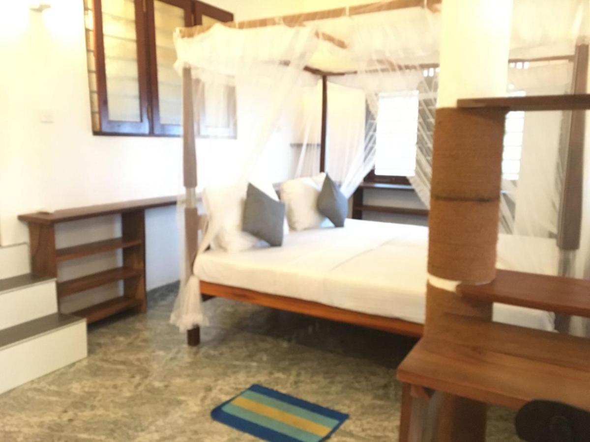Hotel Rock House Unawatuna Exterior foto